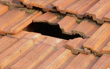 roof repair Cwmbach Llechrhyd, Powys